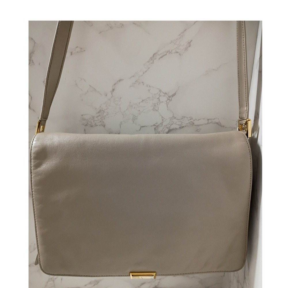 LAURA SCOTT  Beige Leather Shoulder Bag - EUC